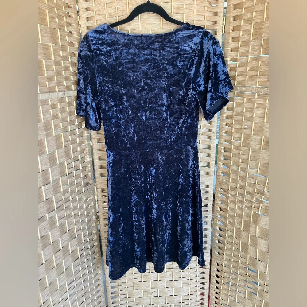 American Eagle Outfitters Crushed Velvet V-Neck Mini Dress - Navy - Picture 3 of 8